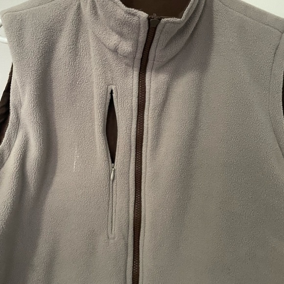 Vermont Reversible Vest - Picture 4 of 6